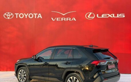 Toyota RAV4, 2021 год, 3 975 000 рублей, 3 фотография