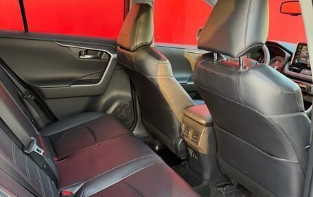 Toyota RAV4, 2021 год, 3 975 000 рублей, 11 фотография