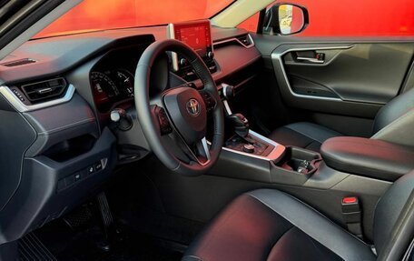 Toyota RAV4, 2021 год, 3 975 000 рублей, 13 фотография