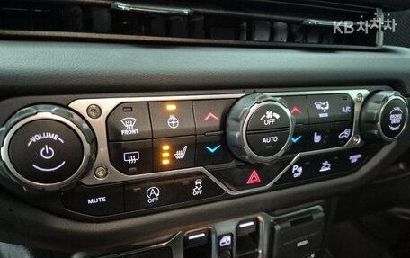 Jeep Wrangler, 2024 год, 6 655 000 рублей, 14 фотография