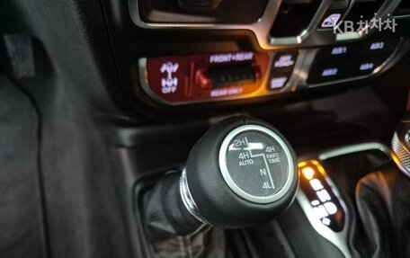 Jeep Wrangler, 2024 год, 6 655 000 рублей, 16 фотография