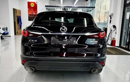 Mazda CX-4, 2021 год, 2 282 000 рублей, 4 фотография