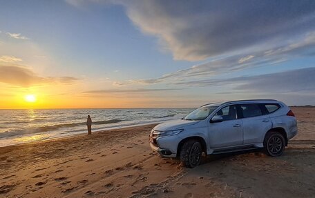 Mitsubishi Pajero Sport III рестайлинг, 2019 год, 2 500 000 рублей, 1 фотография