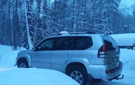 Toyota Land Cruiser Prado 120 рестайлинг, 2007 год, 2 150 000 рублей, 5 фотография