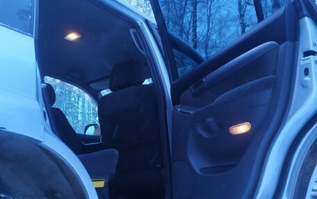 Toyota Land Cruiser Prado 120 рестайлинг, 2007 год, 2 150 000 рублей, 7 фотография