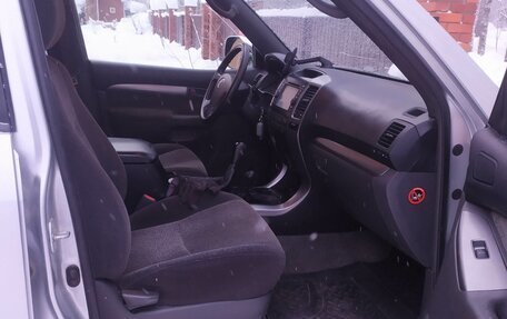 Toyota Land Cruiser Prado 120 рестайлинг, 2007 год, 2 150 000 рублей, 11 фотография