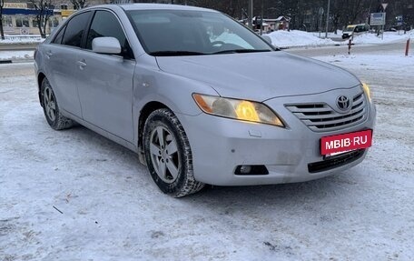 Toyota Camry, 2008 год, 930 000 рублей, 3 фотография