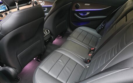 Mercedes-Benz E-Класс, 2016 год, 3 600 000 рублей, 7 фотография