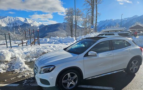 Mercedes-Benz GLA, 2018 год, 3 930 000 рублей, 4 фотография