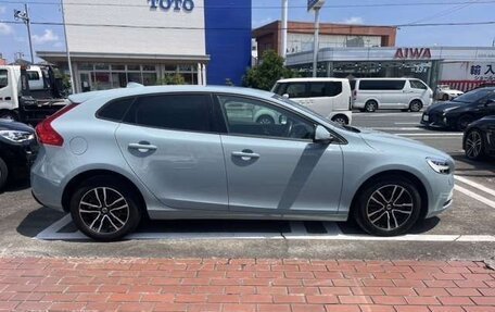 Volvo V40 II рестайлинг, 2018 год, 1 150 000 рублей, 8 фотография