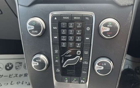 Volvo V40 II рестайлинг, 2018 год, 1 150 000 рублей, 17 фотография