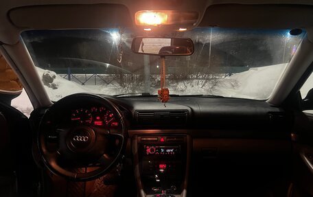 Audi A4, 1999 год, 550 000 рублей, 11 фотография