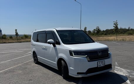 Honda Stepwgn, 2024 год, 3 550 000 рублей, 16 фотография