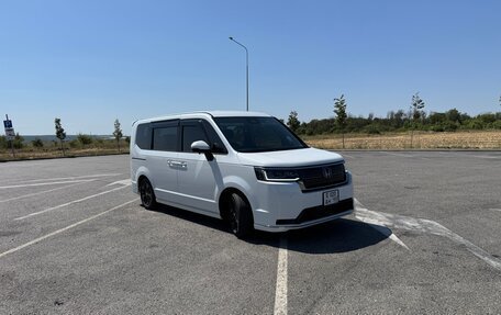 Honda Stepwgn, 2024 год, 3 550 000 рублей, 17 фотография