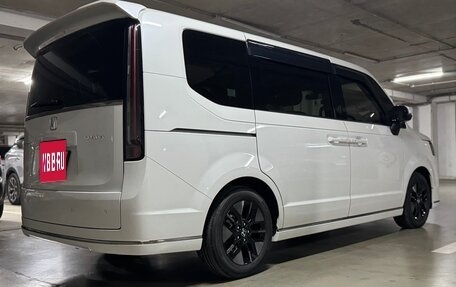 Honda Stepwgn, 2024 год, 3 550 000 рублей, 19 фотография