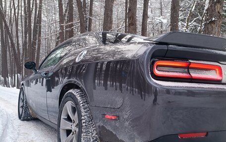 Dodge Challenger III рестайлинг 2, 2019 год, 4 050 000 рублей, 11 фотография