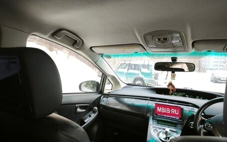 Toyota Prius, 2010 год, 940 000 рублей, 14 фотография