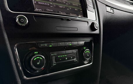 Skoda Superb III рестайлинг, 2013 год, 1 199 000 рублей, 16 фотография