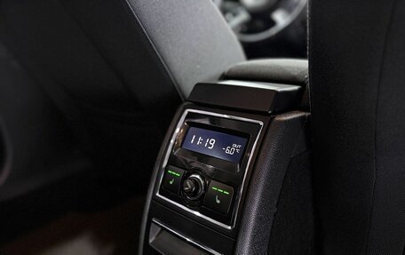 Skoda Superb III рестайлинг, 2013 год, 1 199 000 рублей, 18 фотография