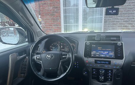 Toyota Land Cruiser Prado 150 рестайлинг 2, 2019 год, 5 490 000 рублей, 8 фотография