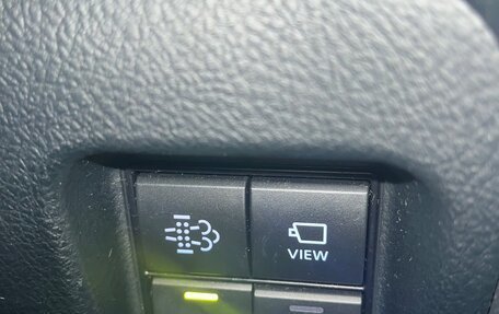 Toyota Land Cruiser Prado 150 рестайлинг 2, 2019 год, 5 490 000 рублей, 10 фотография