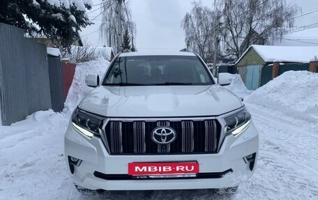 Toyota Land Cruiser Prado 150 рестайлинг 2, 2019 год, 5 490 000 рублей, 5 фотография