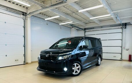 Toyota Voxy III, 2014 год, 2 099 900 рублей, 1 фотография