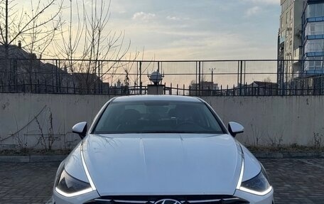 Hyundai Sonata VIII, 2021 год, 3 200 000 рублей, 1 фотография