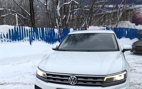 Volkswagen Tiguan II, 2017 год, 1 870 000 рублей, 1 фотография