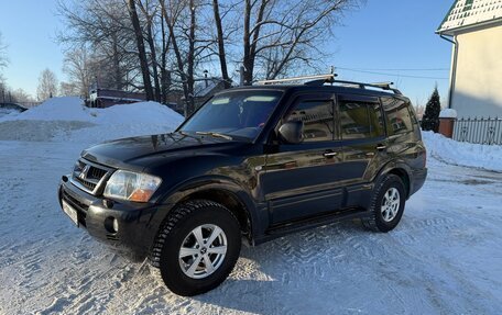 Mitsubishi Pajero III рестайлинг, 2004 год, 1 050 000 рублей, 2 фотография