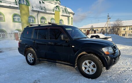 Mitsubishi Pajero III рестайлинг, 2004 год, 1 050 000 рублей, 3 фотография