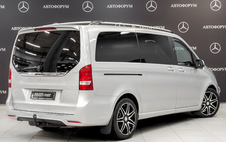 Mercedes-Benz V-Класс, 2017 год, 4 200 000 рублей, 5 фотография