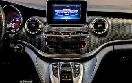 Mercedes-Benz V-Класс, 2017 год, 4 200 000 рублей, 16 фотография