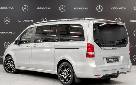 Mercedes-Benz V-Класс, 2017 год, 4 200 000 рублей, 7 фотография