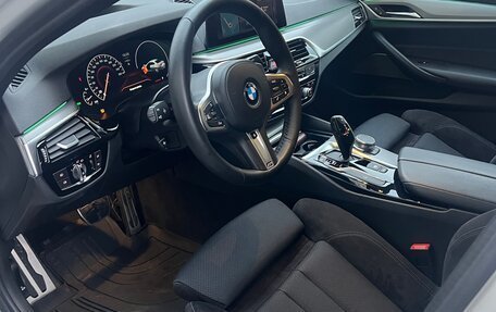 BMW 5 серия, 2019 год, 3 600 000 рублей, 3 фотография