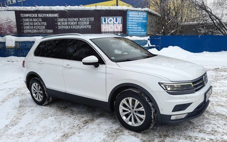 Volkswagen Tiguan II, 2017 год, 1 870 000 рублей, 3 фотография