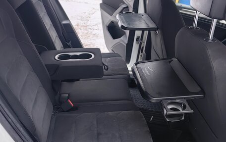 Volkswagen Tiguan II, 2017 год, 1 870 000 рублей, 11 фотография