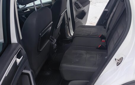 Volkswagen Tiguan II, 2017 год, 1 870 000 рублей, 17 фотография