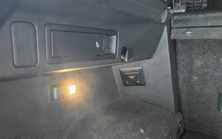 Volkswagen Tiguan II, 2017 год, 1 870 000 рублей, 14 фотография