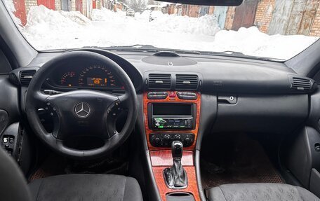 Mercedes-Benz C-Класс, 2003 год, 386 000 рублей, 6 фотография