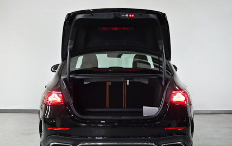 Mercedes-Benz E-Класс, 2025 год, 9 200 000 рублей, 5 фотография