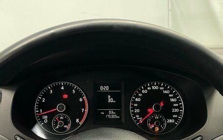 Volkswagen Jetta VI, 2013 год, 999 000 рублей, 14 фотография