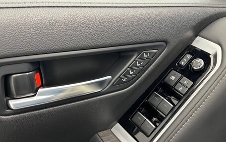 Toyota Land Cruiser, 2021 год, 12 990 000 рублей, 11 фотография