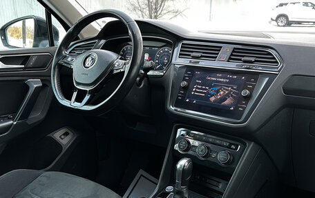 Volkswagen Tiguan II, 2017 год, 2 329 000 рублей, 6 фотография