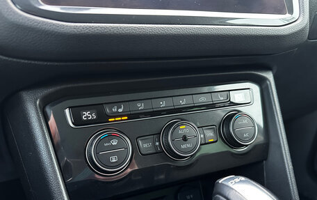 Volkswagen Tiguan II, 2017 год, 2 329 000 рублей, 10 фотография