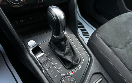 Volkswagen Tiguan II, 2017 год, 2 329 000 рублей, 11 фотография