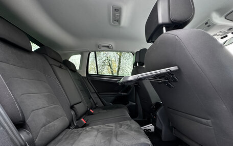 Volkswagen Tiguan II, 2017 год, 2 329 000 рублей, 15 фотография