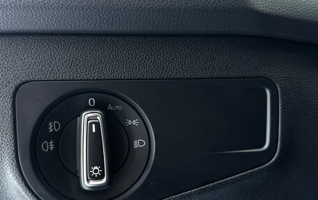 Volkswagen Tiguan II, 2017 год, 2 329 000 рублей, 19 фотография