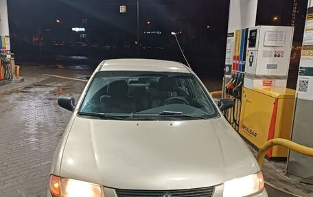 Mazda 323, 1995 год, 250 000 рублей, 2 фотография