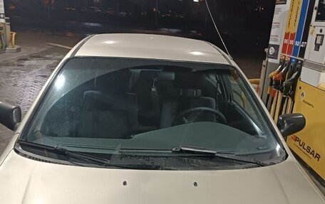 Mazda 323, 1995 год, 250 000 рублей, 3 фотография